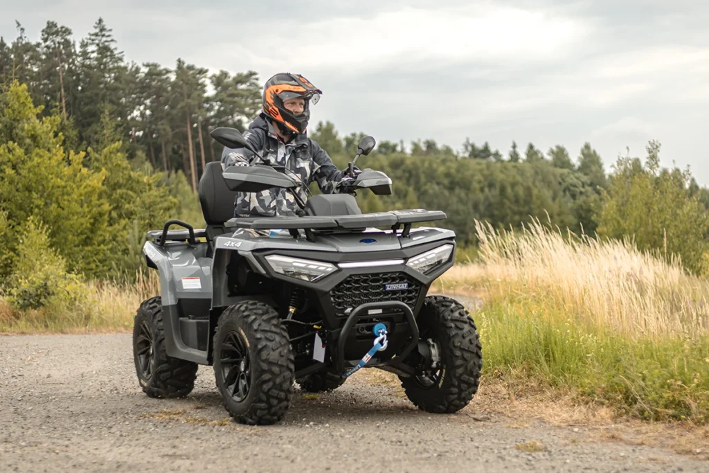Landforce 550L EPS - službena fotografija 9