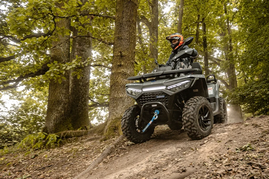 Landforce 550L - službena fotografija 9