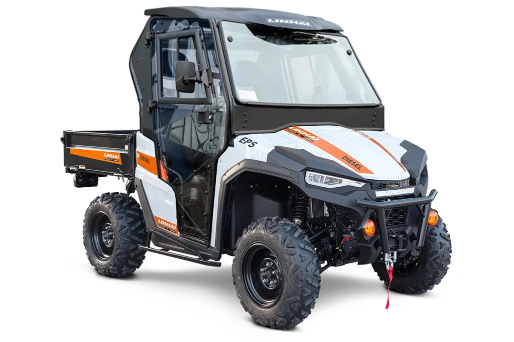 1100 Diesel EPS CAB - White / Black - pogled sprijeda iz kuta